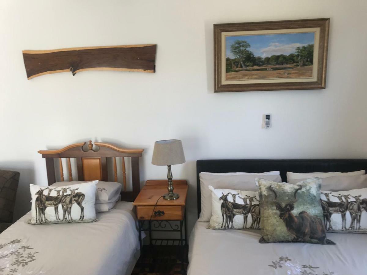 Towerzicht Guest House Ladismith Bagian luar foto