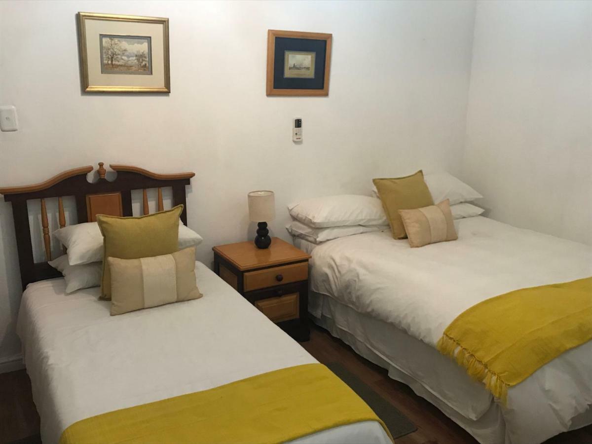 Towerzicht Guest House Ladismith Bagian luar foto