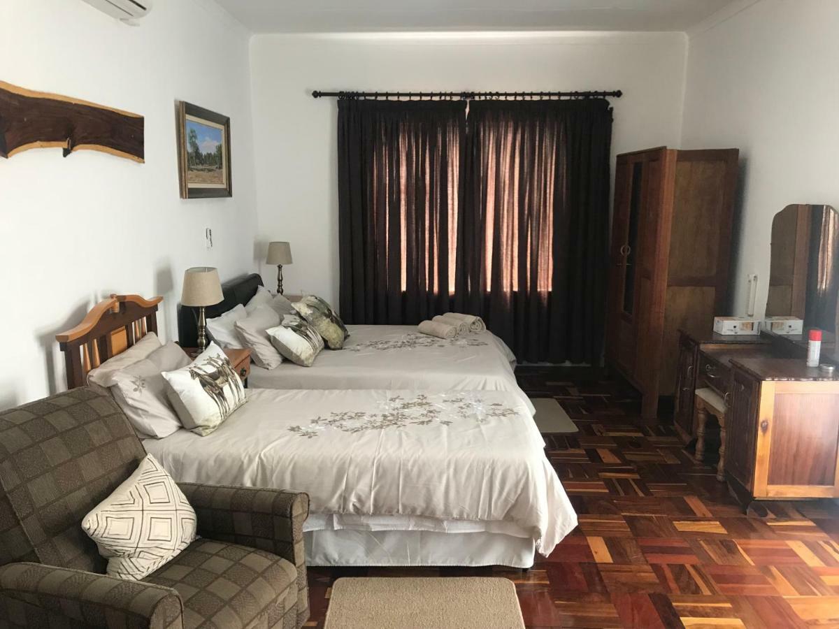 Towerzicht Guest House Ladismith Bagian luar foto