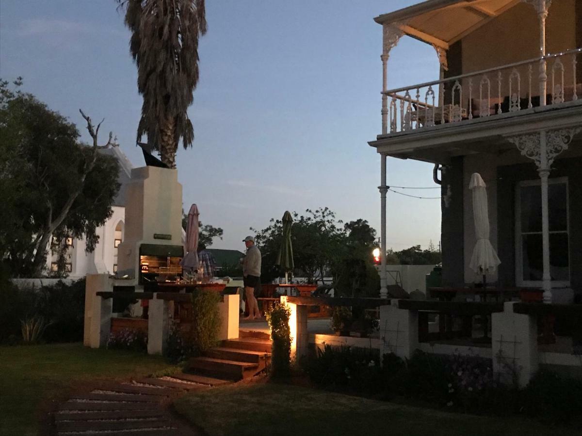 Towerzicht Guest House Ladismith Bagian luar foto