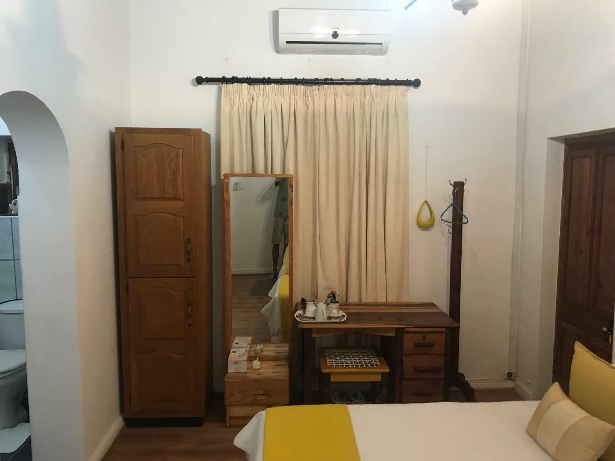 Towerzicht Guest House Ladismith Bagian luar foto